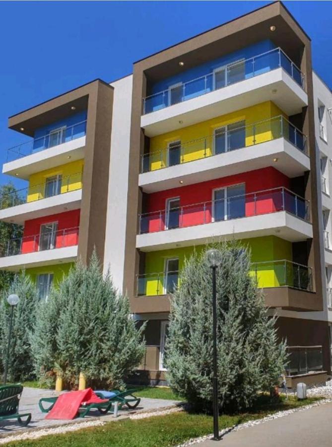 Tranzzit Airport Apartment II 오토페니 외부 사진